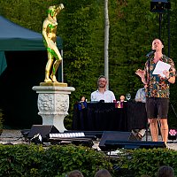 5897_Mike_Hornyik_Gartentheater-2025_DxO