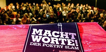 Macht Worte!